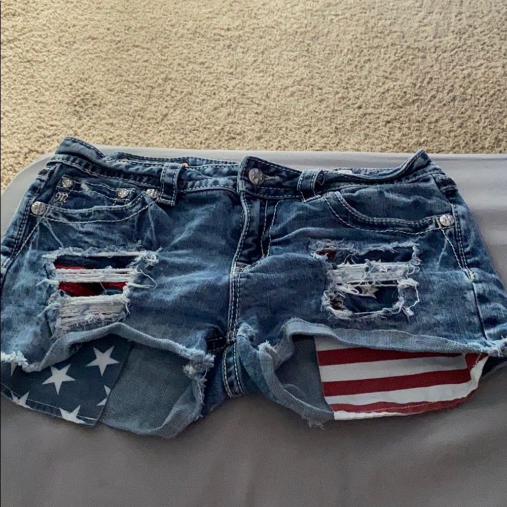 Miss Me Signature Jean Shorts